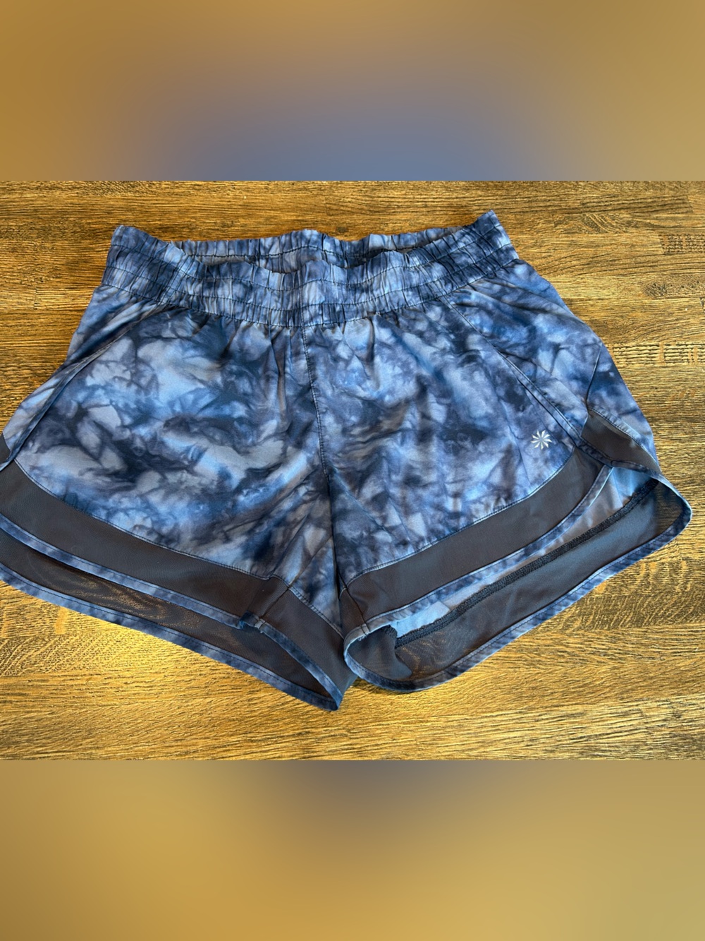 Athleta Mesh Racer Run Shorts Blue Navy Tie Dye Run Active Hike Sporty - Size XS
